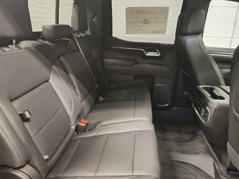 New 2026 GMC Sierra 1500 SLT w/ SLT Premium Plus Package image 12