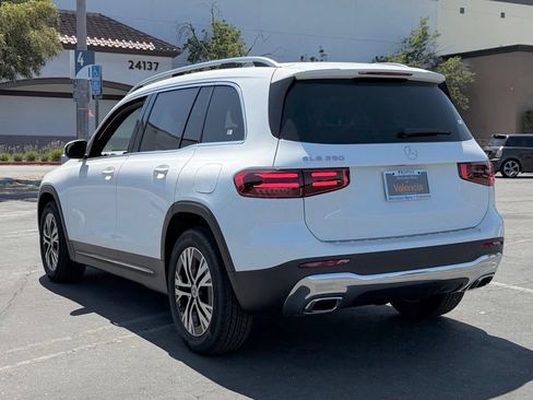 New 2026 Mercedes-Benz GLB 250 image 9