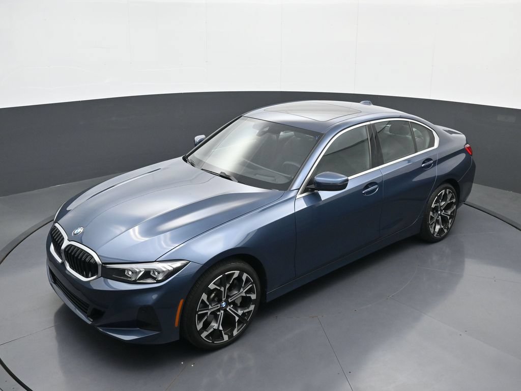 Used 2026 BMW 330i xDrive Sedan AWD/4WD image 31