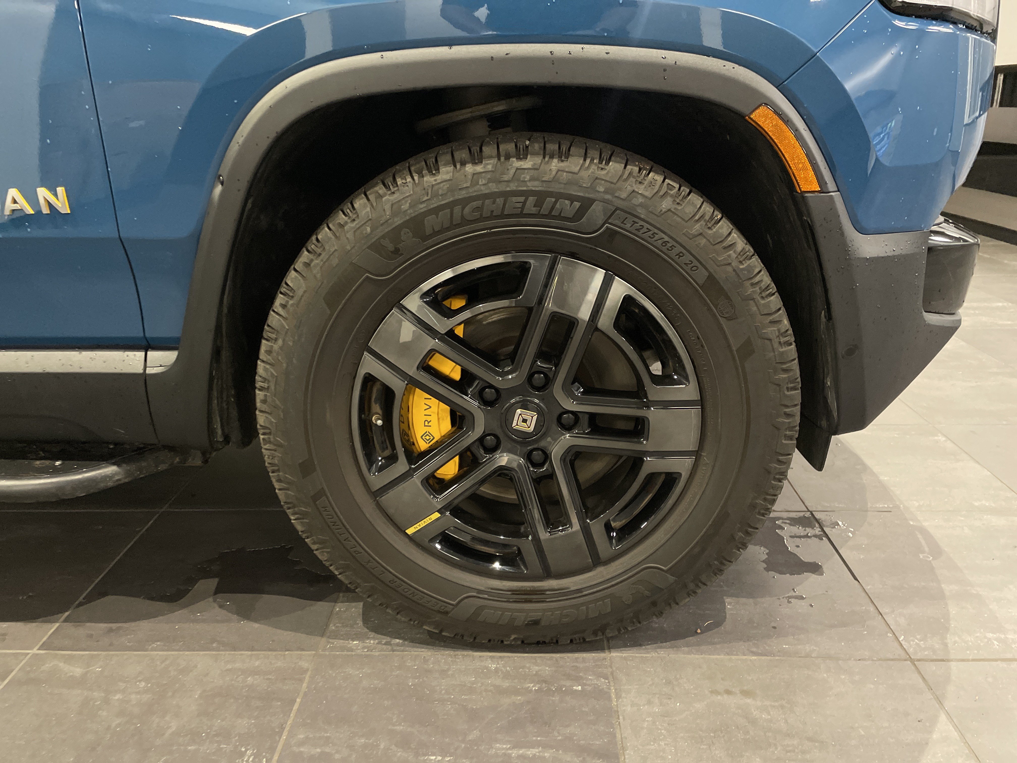 Used 2023 Rivian R1S Adventure Quad AWD/4WD image 13