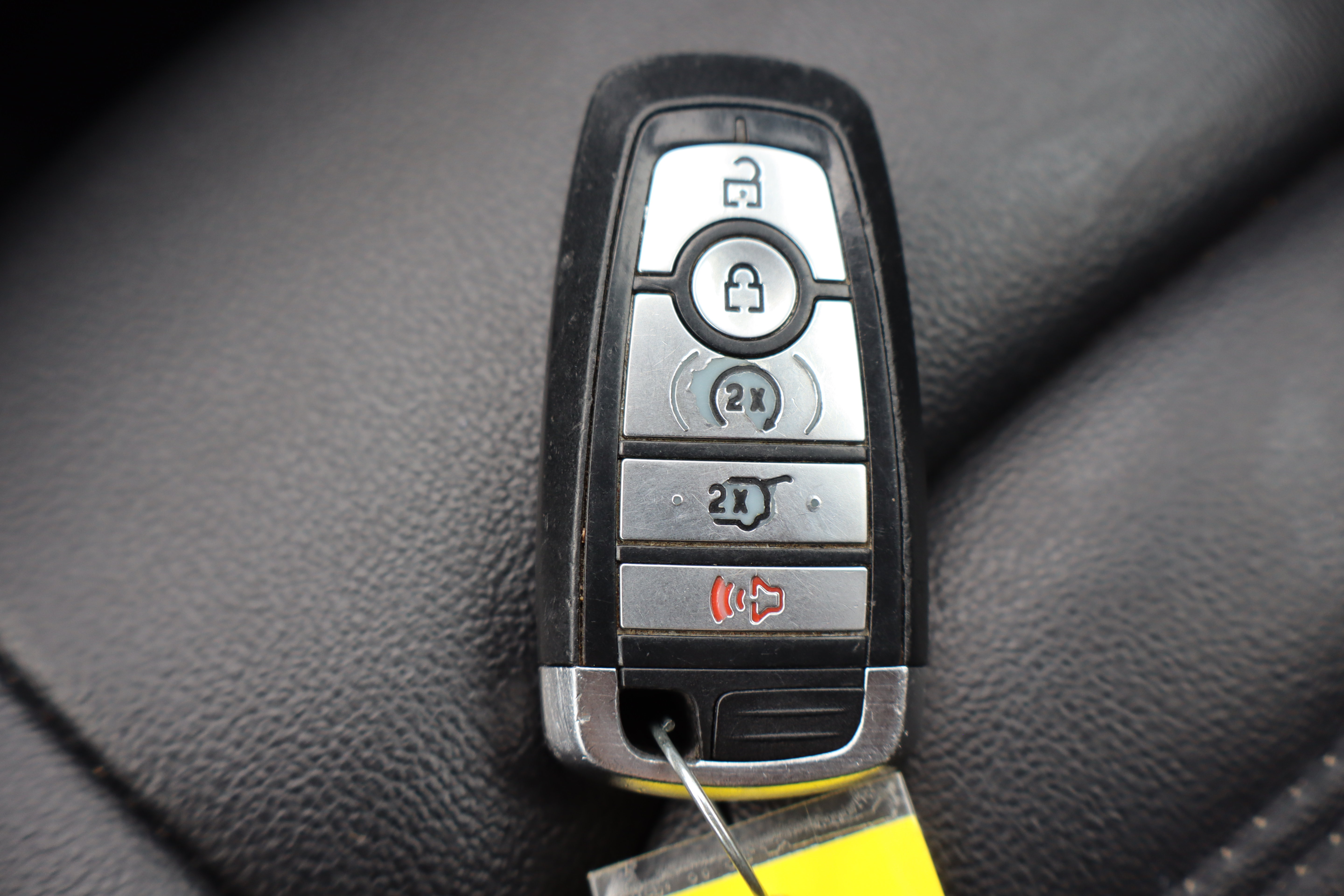 Used 2021 Ford Edge SEL w/ Convenience Package AWD/4WD image 29