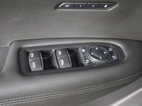 Used 2020 Cadillac XT6 Premium Luxury FWD image 23