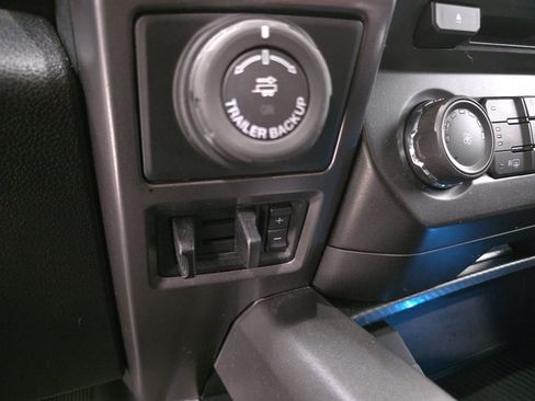 Used 2018 Ford F150 XLT w/ Equipment Group 302A Luxury AWD/4WD image 27