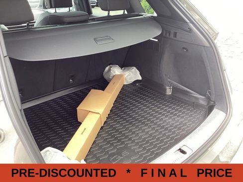 Used 2023 Audi SQ5 Premium Plus w/ Premium Plus Package AWD/4WD image 19