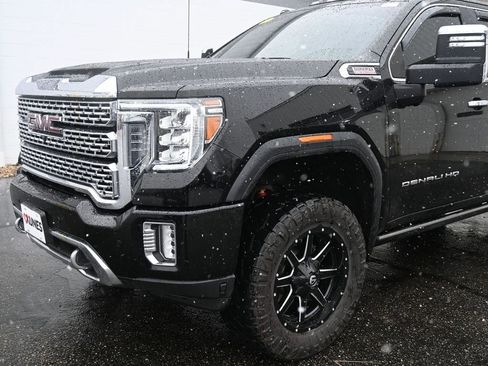 Used 2022 GMC Sierra 3500 Denali w/ Technology Package image 4