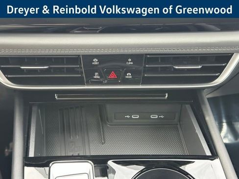 New 2026 Volkswagen Atlas Peak Edition image 18