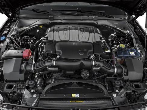 Used 2017 Jaguar XF S AWD/4WD image 13