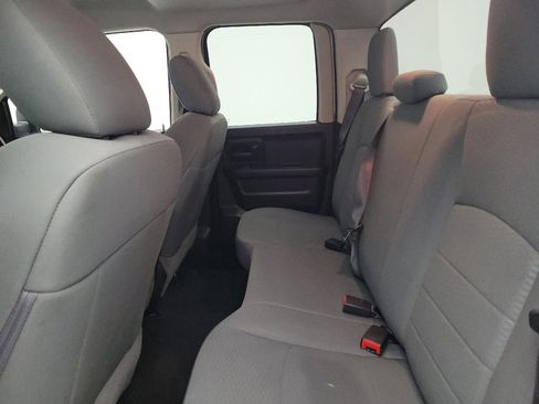 Used 2019 RAM 1500 Express w/ Express Value Package AWD/4WD image 18