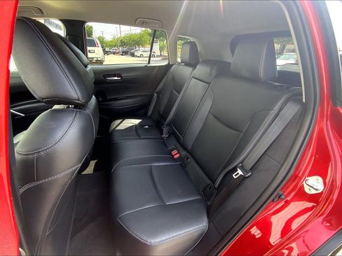 Used 2025 Toyota Corolla Cross XLE AWD/4WD image 30