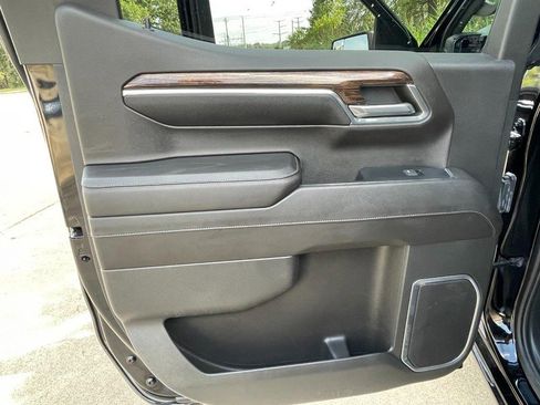 Used 2023 GMC Sierra 1500 Elevation image 23