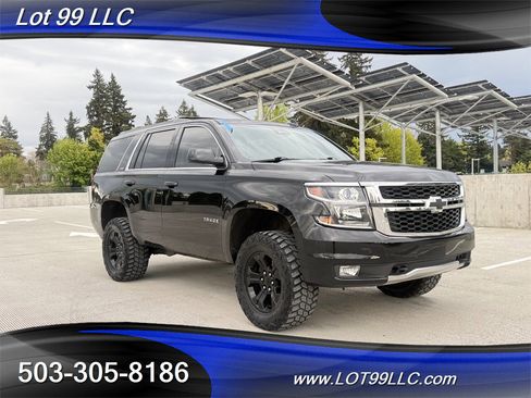Used 2017 Chevrolet Tahoe LT w/ Z71 Midnight Edition AWD/4WD image 4