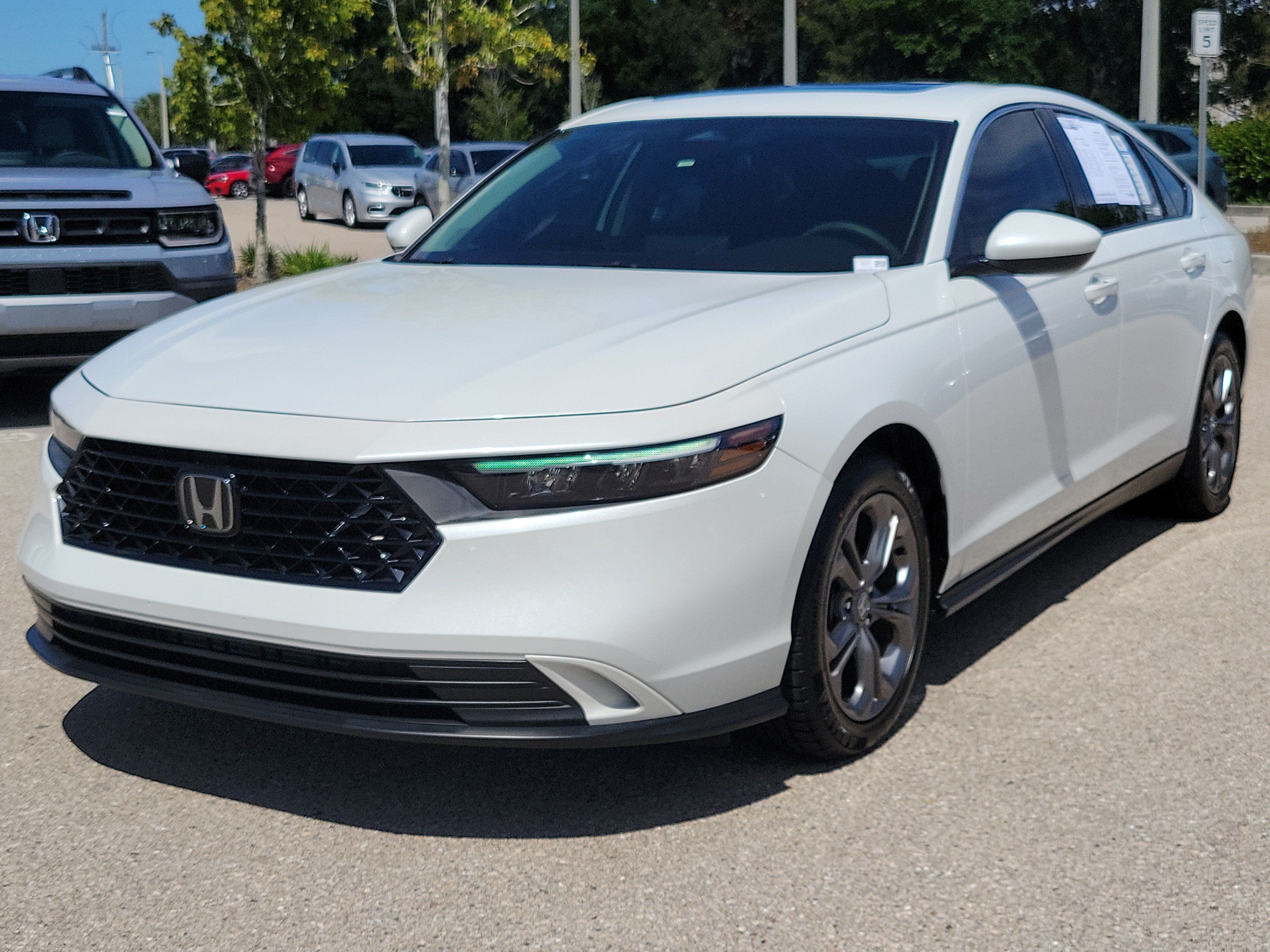 Used 2024 Honda Accord EX image 3
