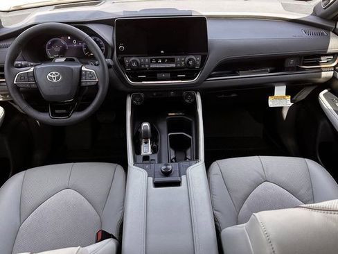 New 2026 Toyota Grand Highlander AWD Hybrid image 13