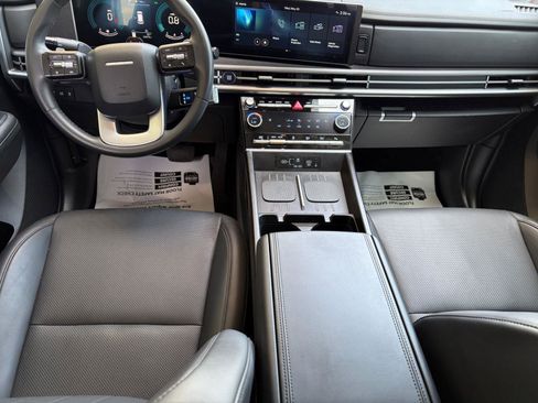 Used 2024 Hyundai Santa Fe SEL FWD image 10