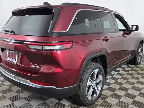 New 2025 Jeep Grand Cherokee Limited w/ Trailer Tow Package image 8