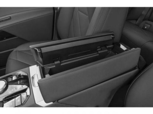 Used 2025 BMW iX xDrive50 image 16