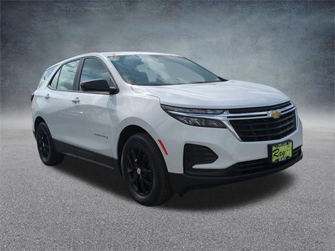 Certified 2023 Chevrolet Equinox LS image 3