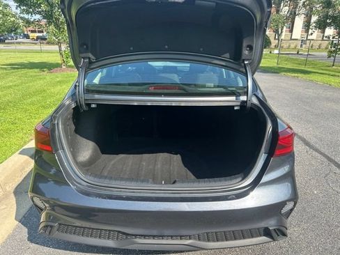 Certified 2023 Kia Forte LXS FWD image 18
