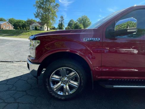 Used 2019 Ford F150 Lariat w/ Equipment Group 502A Luxury AWD/4WD image 2
