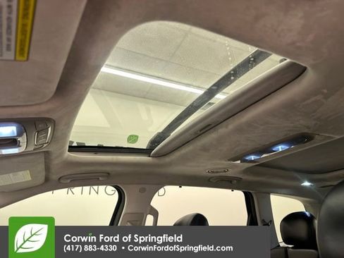 Used 2021 Kia Telluride SX w/ SX Prestige Package image 31