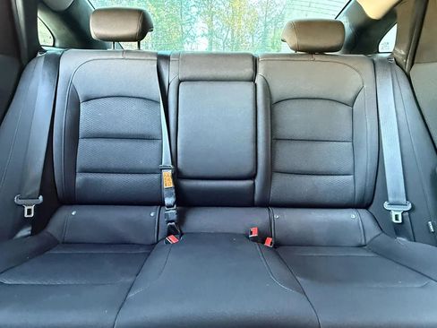 Used 2017 Chevrolet Malibu LS image 16