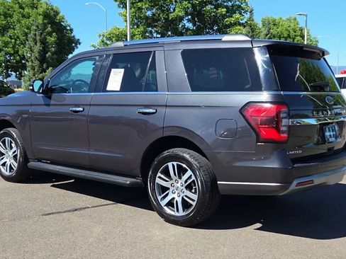 Used 2024 Ford Expedition Limited AWD/4WD image 6