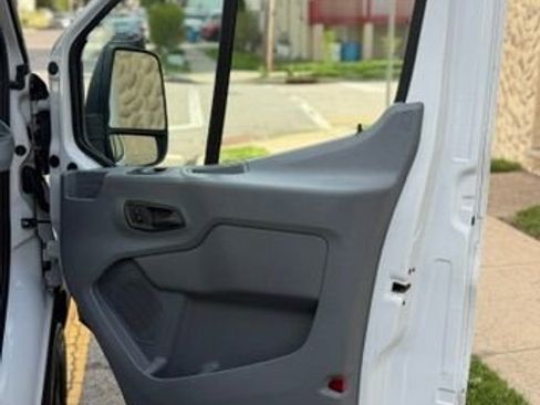 Used 2018 Ford Transit 350 148 Low Roof RWD image 27