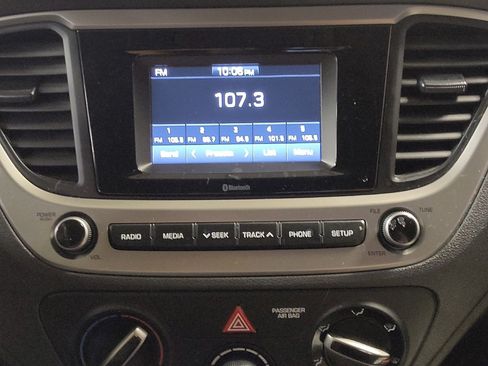 Used 2018 Hyundai Accent SE image 25