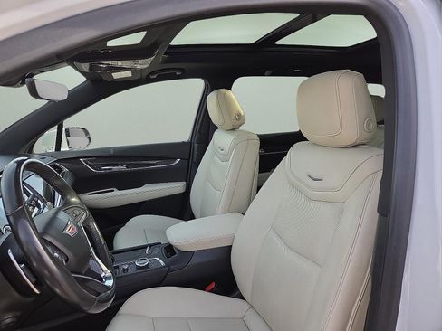 Used 2021 Cadillac XT6 Sport image 14