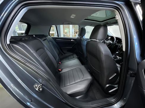 Used 2015 Volkswagen Golf TDI SEL image 22