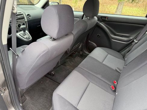 Used 2005 Pontiac Vibe AWD w/ Power Group Value Package image 17