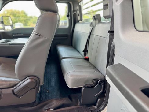 Used 2015 Ford F550 4x4 SuperCab Super Duty image 20