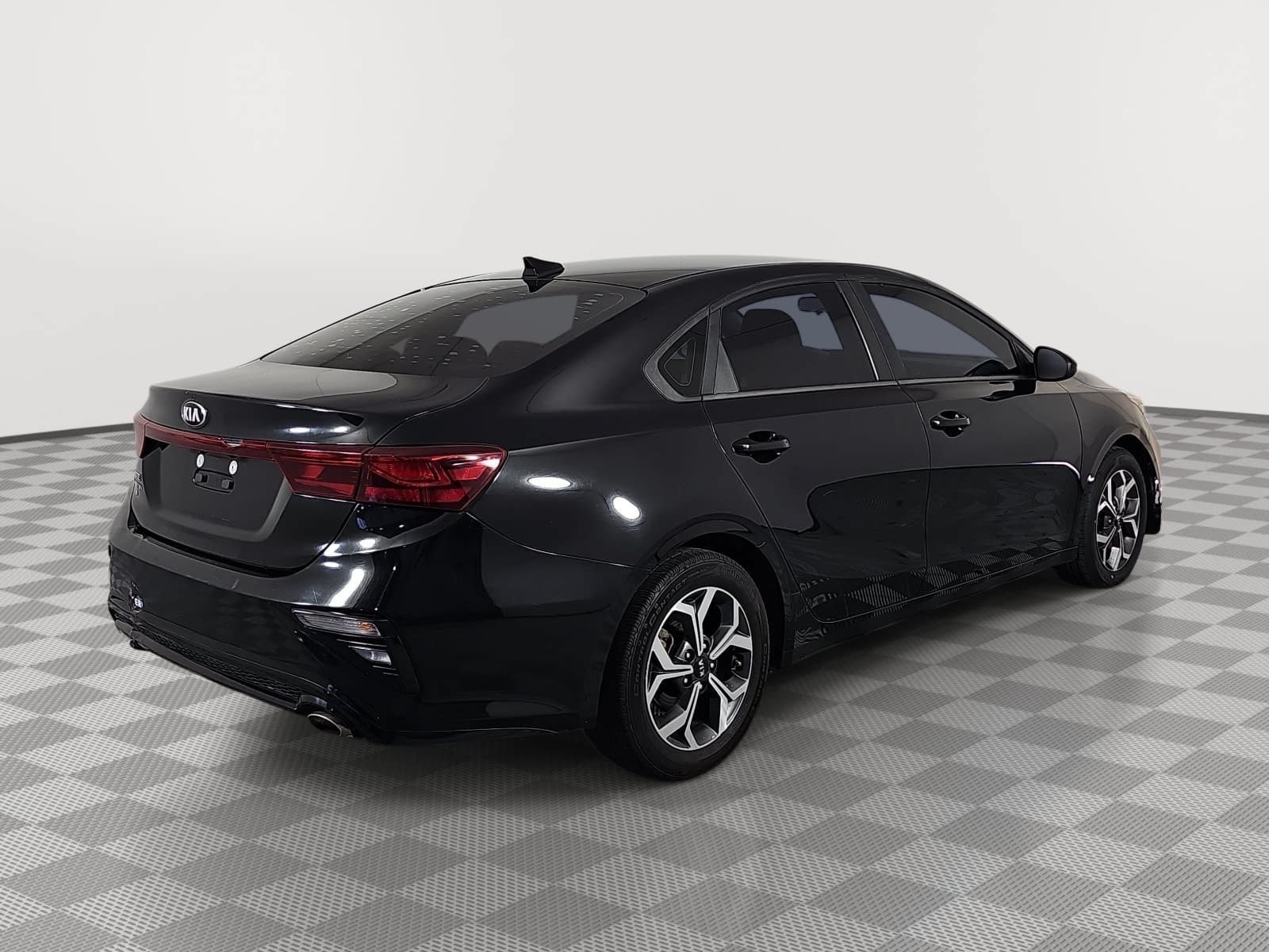 Used 2019 Kia Forte LXS FWD image 8