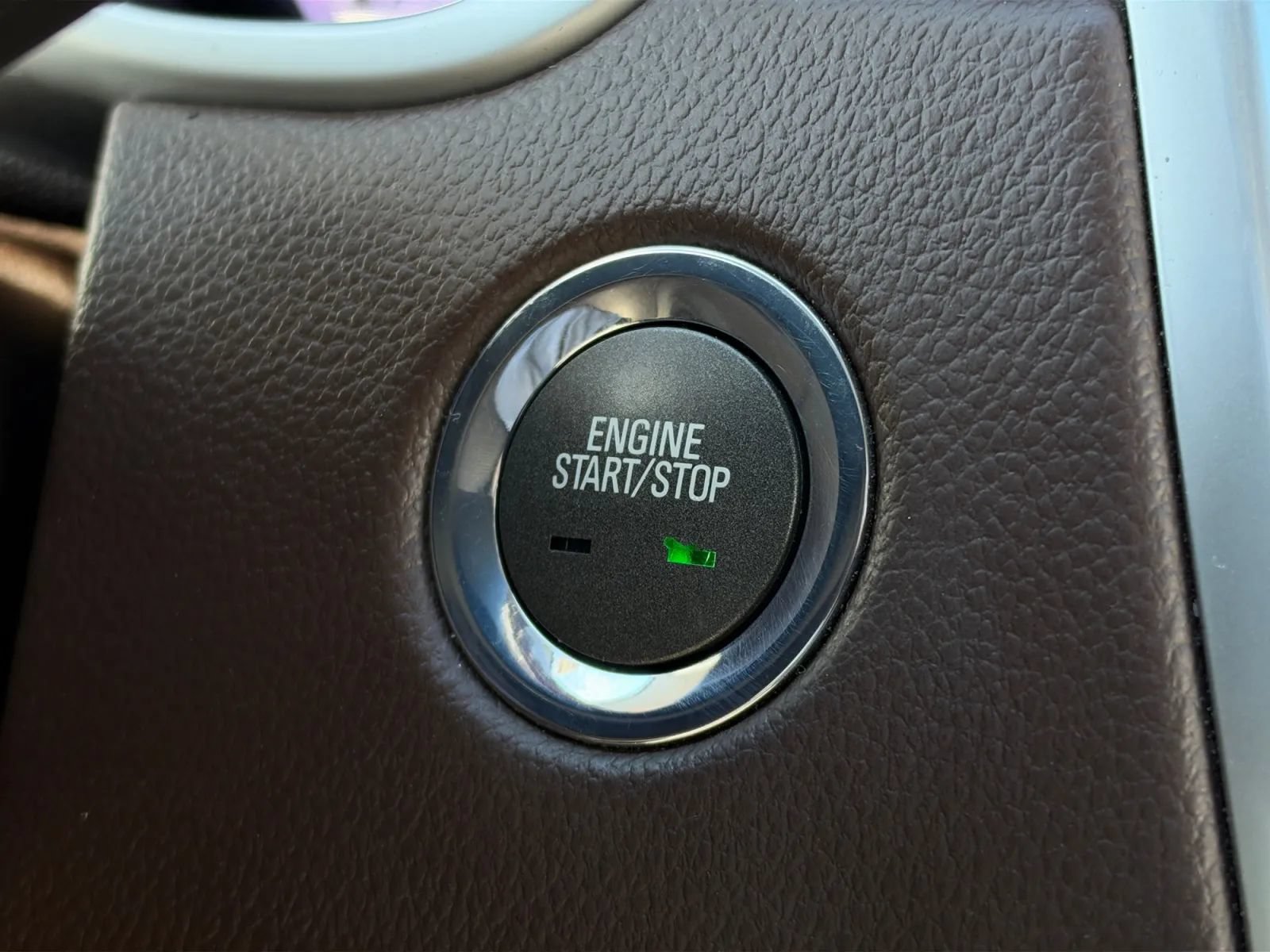 Used 2011 Cadillac SRX Luxury FWD image 36