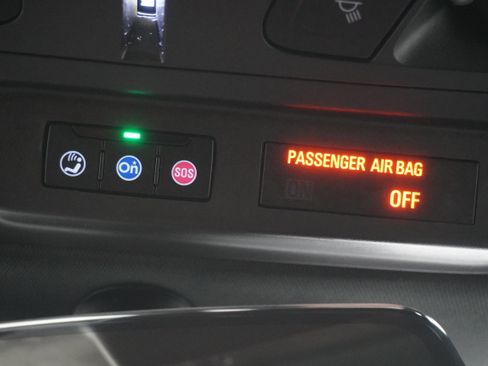 Used 2019 Chevrolet Camaro ZL1 image 25