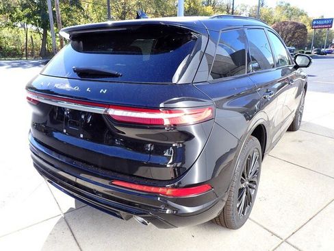 New 2026 Lincoln Corsair Premiere image 6