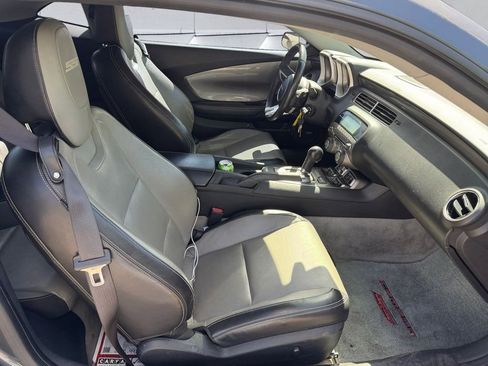 Used 2010 Chevrolet Camaro SS w/ LPO, Ground Effects Package RWD image 13
