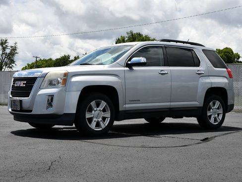 Used 2013 GMC Terrain SLE w/ Convenience Package FWD image 3