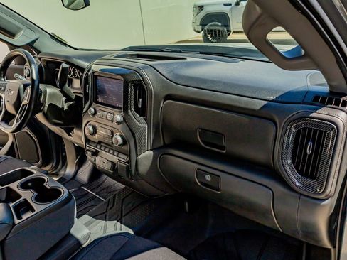 Used 2019 Chevrolet Silverado 1500 LT Trail Boss image 17