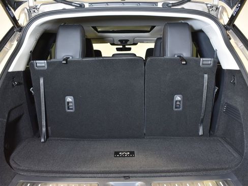 Certified 2026 INFINITI QX60 Luxe w/ Family Package image 30