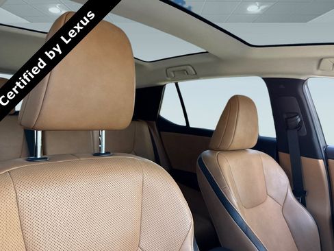 Certified 2023 Lexus RZ 450e Premium image 16