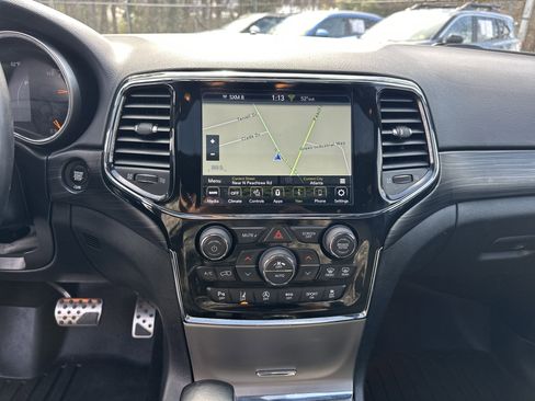 Used 2022 Jeep Grand Cherokee Laredo X image 30