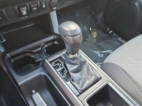Used 2023 Toyota Tacoma TRD Off-Road AWD/4WD image 11