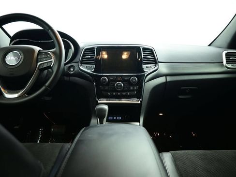 Used 2021 Jeep Grand Cherokee Laredo X AWD/4WD image 41