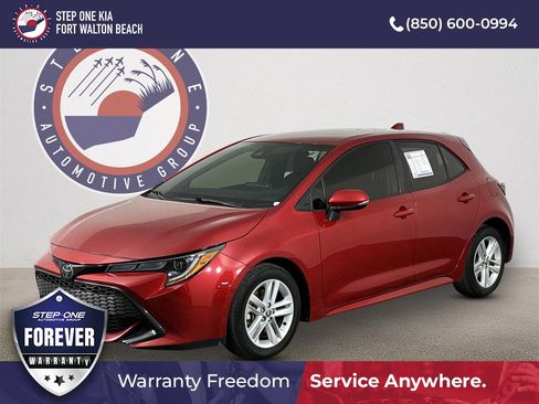 Used 2021 Toyota Corolla image 1