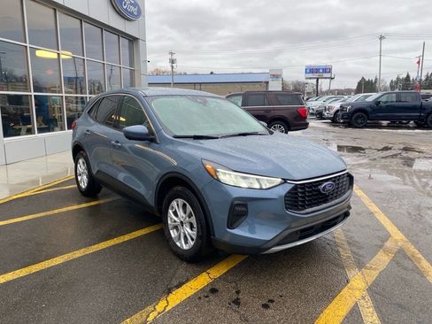 Used 2023 Ford Escape Active w/ Tech Pack #2 image 7