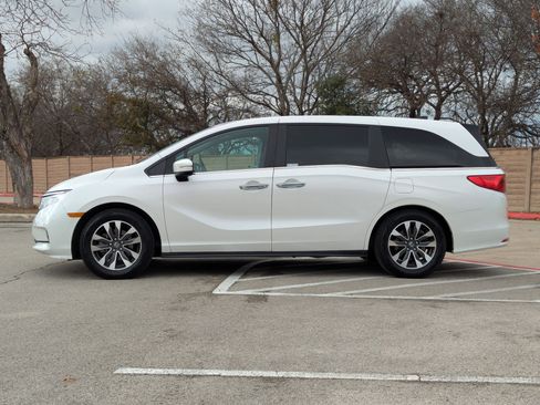 Used 2024 Honda Odyssey EX-L image 7