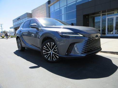 Used 2023 Lexus RX 350 Premium Plus w/ Accessory Package (Z1) AWD/4WD image 13