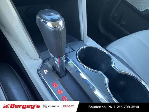 Used 2016 GMC Terrain SLT w/ Open Road Package image 17