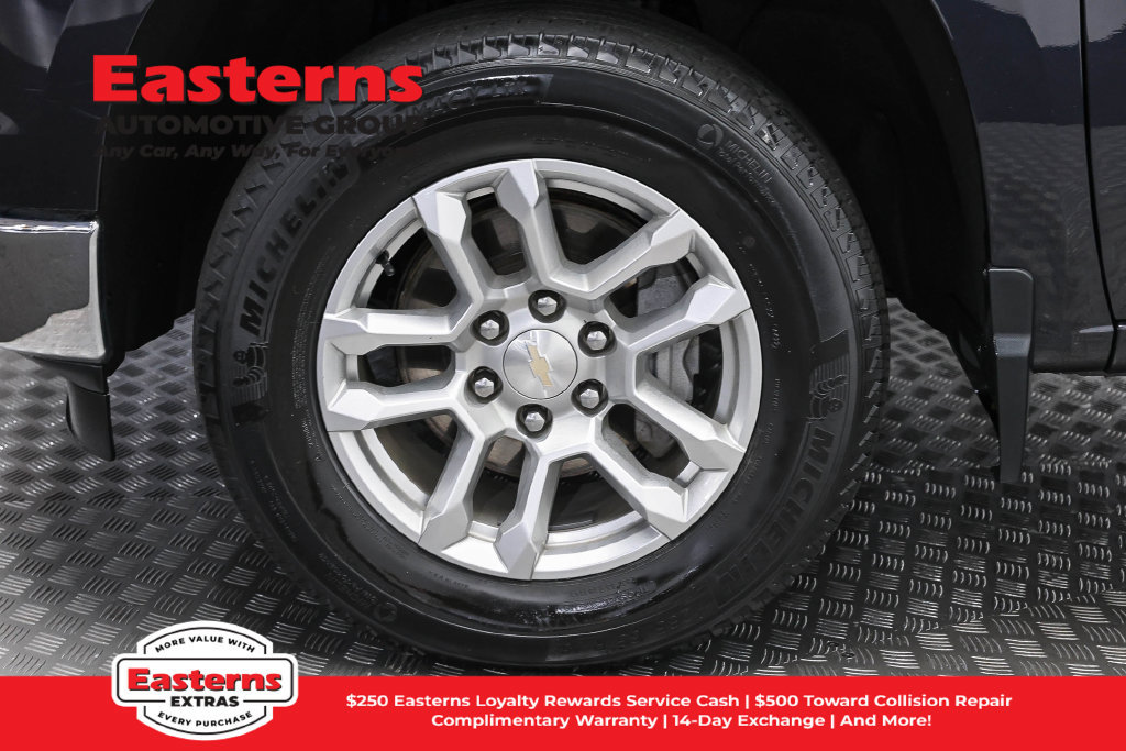 Used 2023 Chevrolet Silverado 1500 LT AWD/4WD image 35